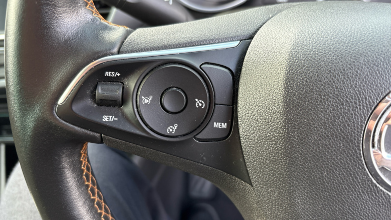 Vauxhall Crossland X 1.2T [110] Elite 5dr [6 Speed] [S/S] Petrol Hatchback